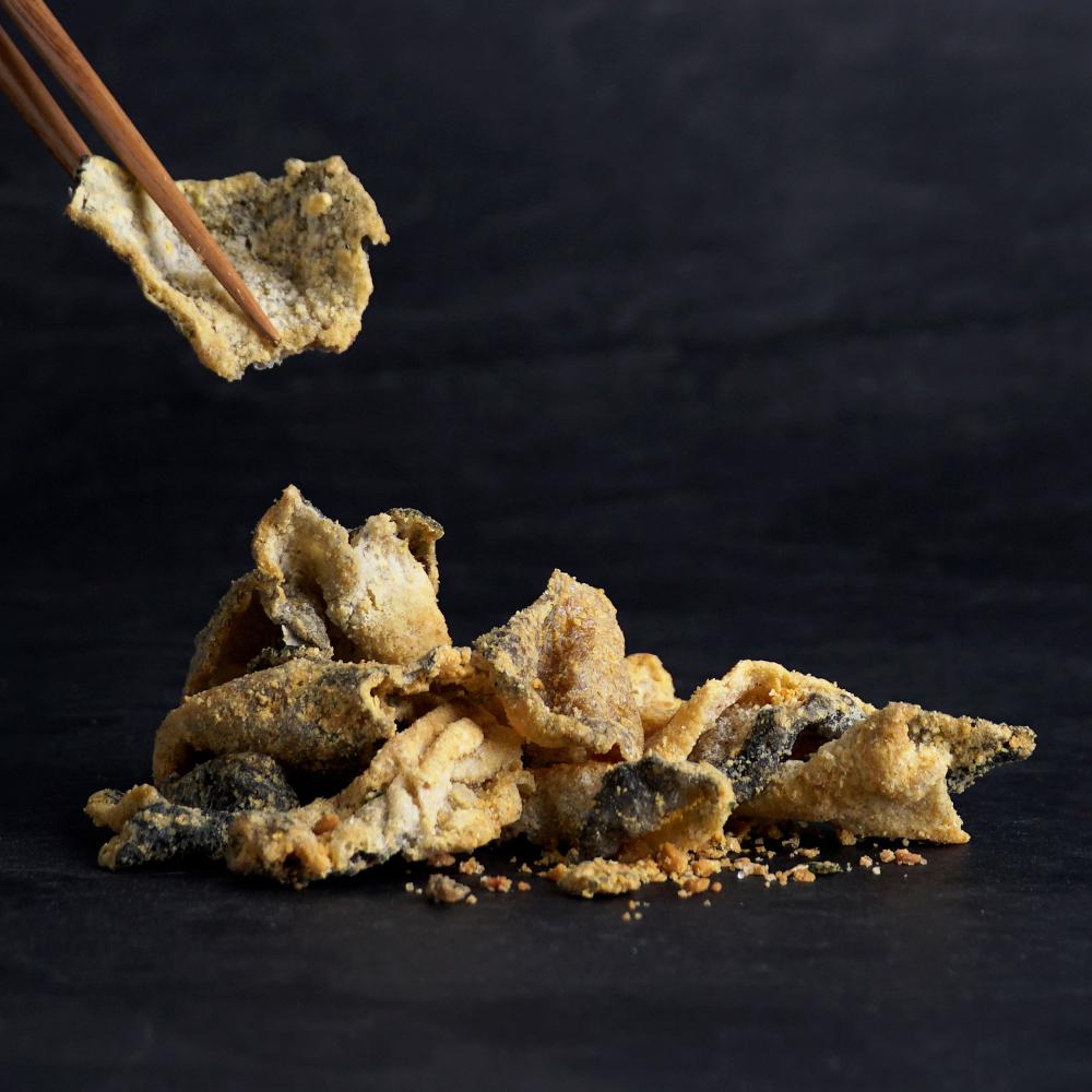 Snackbox Medley: Salted Egg Yolk Fish Skin Crisps